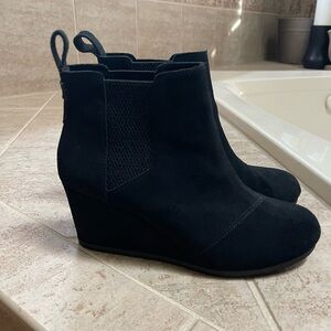 Toms Suede Wedge Boots- Sz.8